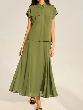 Commense Women's Chiffon Shirt and Maxi Skirt set in Green Size Medium NWT